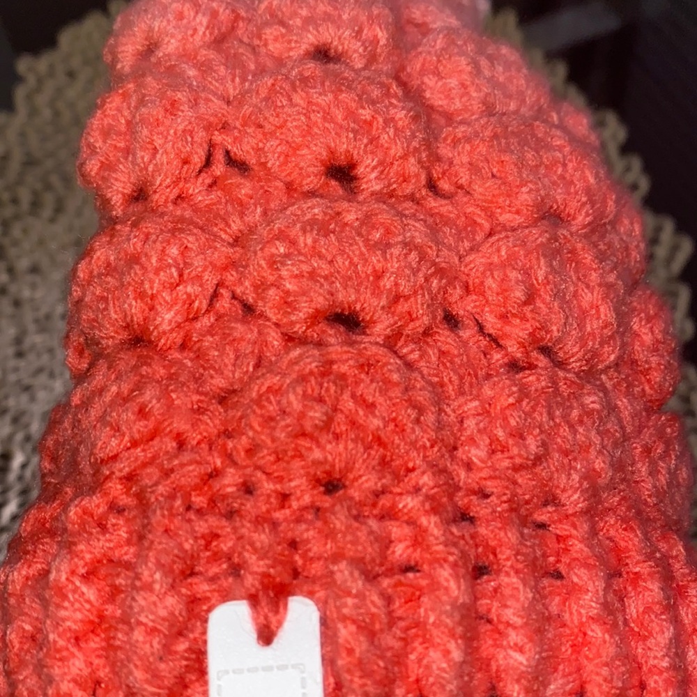 ❌SOLD ❌Hand Crafted Crochet Winter Beanie Hat - Picture 4 of 4